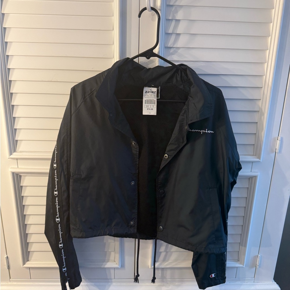 Champion Navy Blue Cropped Coach Jacket Windbreaker Size Medium NWT